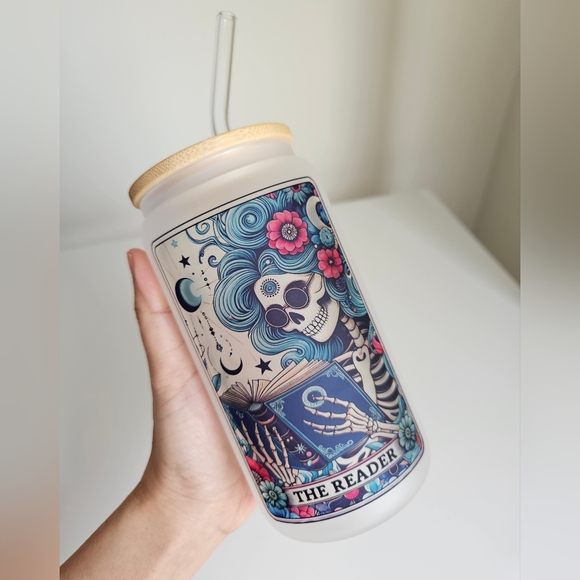 The Reader Tarot Card 16oz Frosted Beer Can Glass Cup - Picture 2 of 4